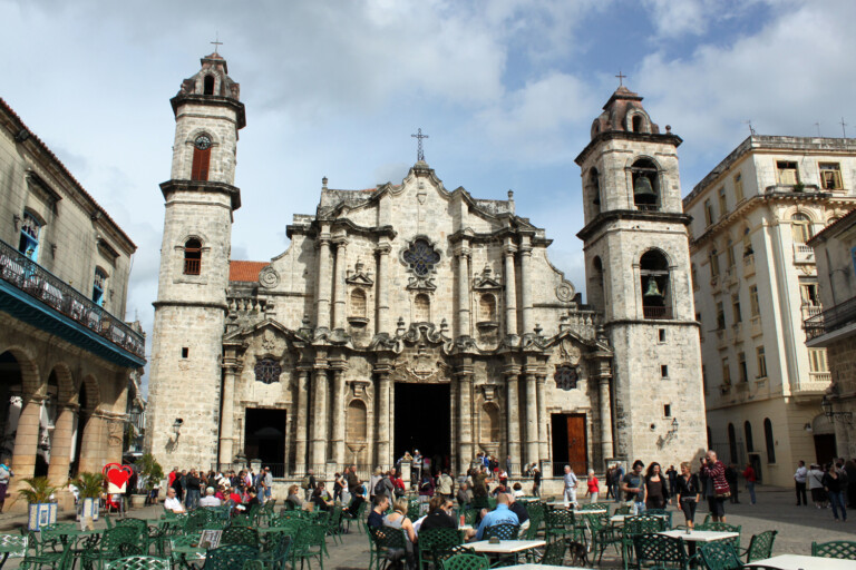JetBlue Plans to Fly to Havana With Daily Flights From Three U.S. Cities 2012 Catedral de San Cristobal anagoria 01 Metropolitan Airport News