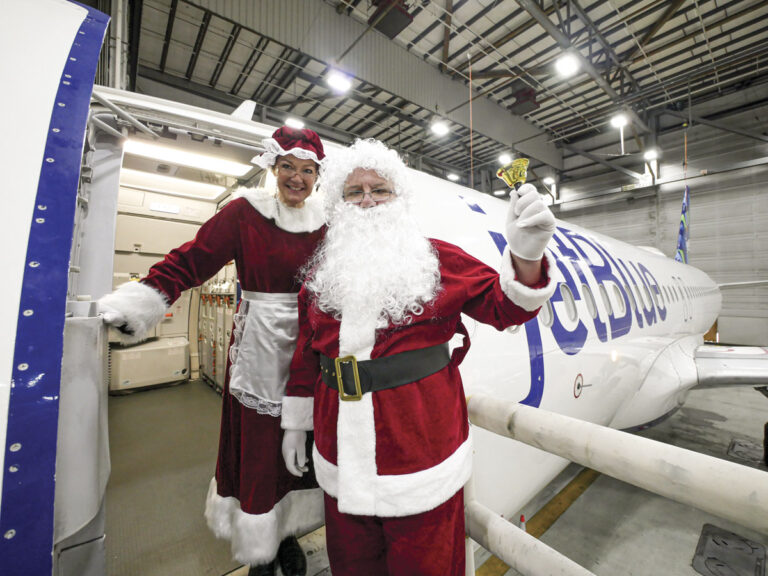 JFK Airport Rotary Club Kicks Off the Holiday Season https://www.flickr.com/photos/metroairportnews/albums/72177720322394628/
