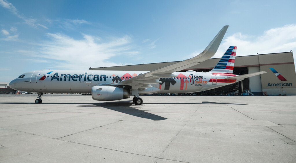 In the Spirit of Giving New York Airport American’s official Stand Up To Cancer Airbus A321