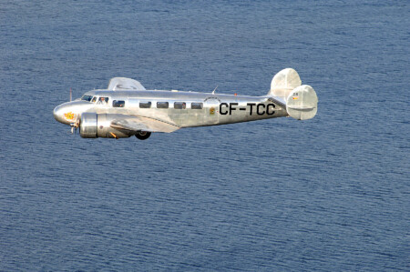 What’s That Silver Plane in the Air? Air Canada Lockheed L 10A Electra Metropolitan Airport News