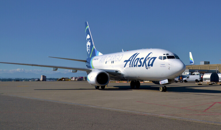 Alaska Airlines Freighter Metropolitan Airport News