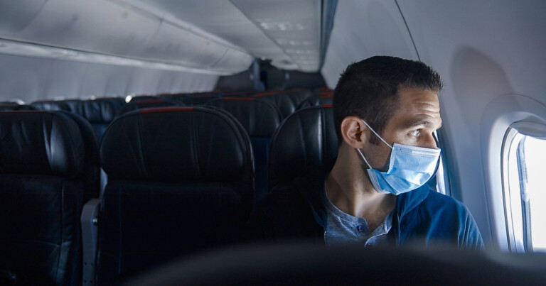 American Airlines Ramps Up Specifications for Safety Masks American Airlines Ramps Up Specifications for Safety Masks