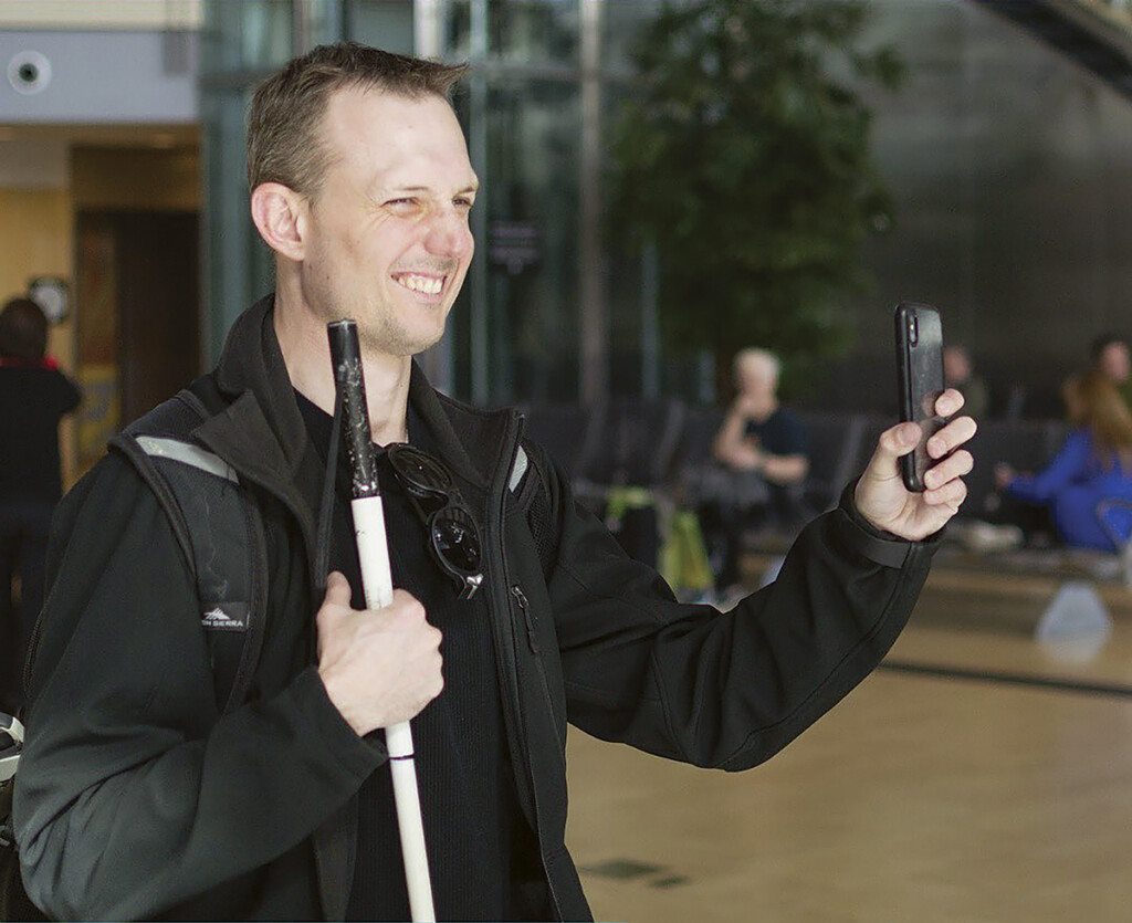 Artificial Intelligence Remote Assistance (AIRA)