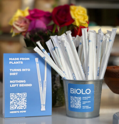 HMSHost Introduces BIOLO Biodegradable, Compostable Straws in U.S. Airport Dining Venues BIOLO Airport Straws
