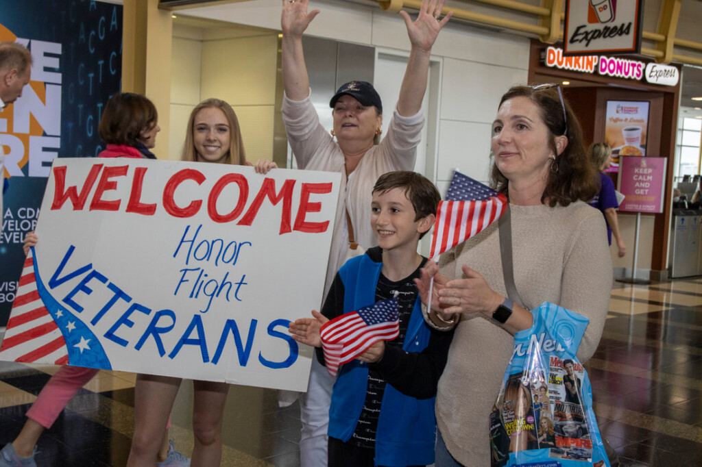 Big Apple Honor Flight 019 Metropolitan Airport News