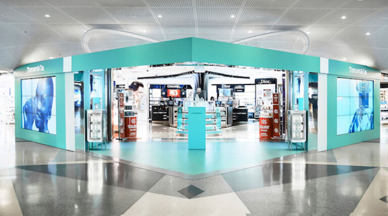 Bloommiami Brings to Life the Iconic Tiffany Blue Box Bloommiami Tiffany JFK T4 Metropolitan Airport News