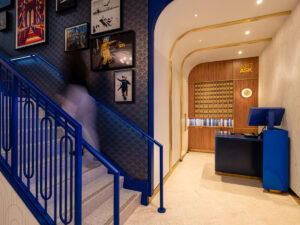 BlueHouse Lobby Entry New York Airport BlueHouse Lobby Entry