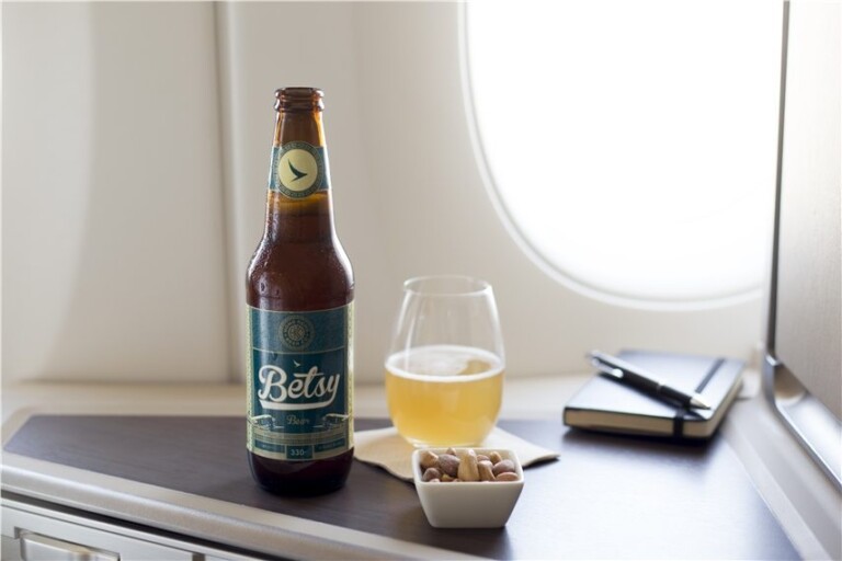Cathay Pacific Introduces Betsy Beer ‘Brewed for 35,000 feet’ Cathay Pacific Betsy Beer