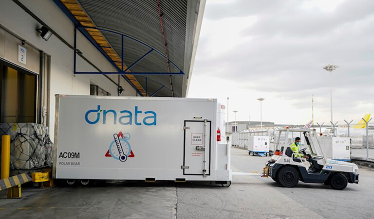 dnata’s New Airside Cool Transporter: An Innovation to Support Vaccine Distribution DNATA COOL DOILIES Metropolitan Airport News