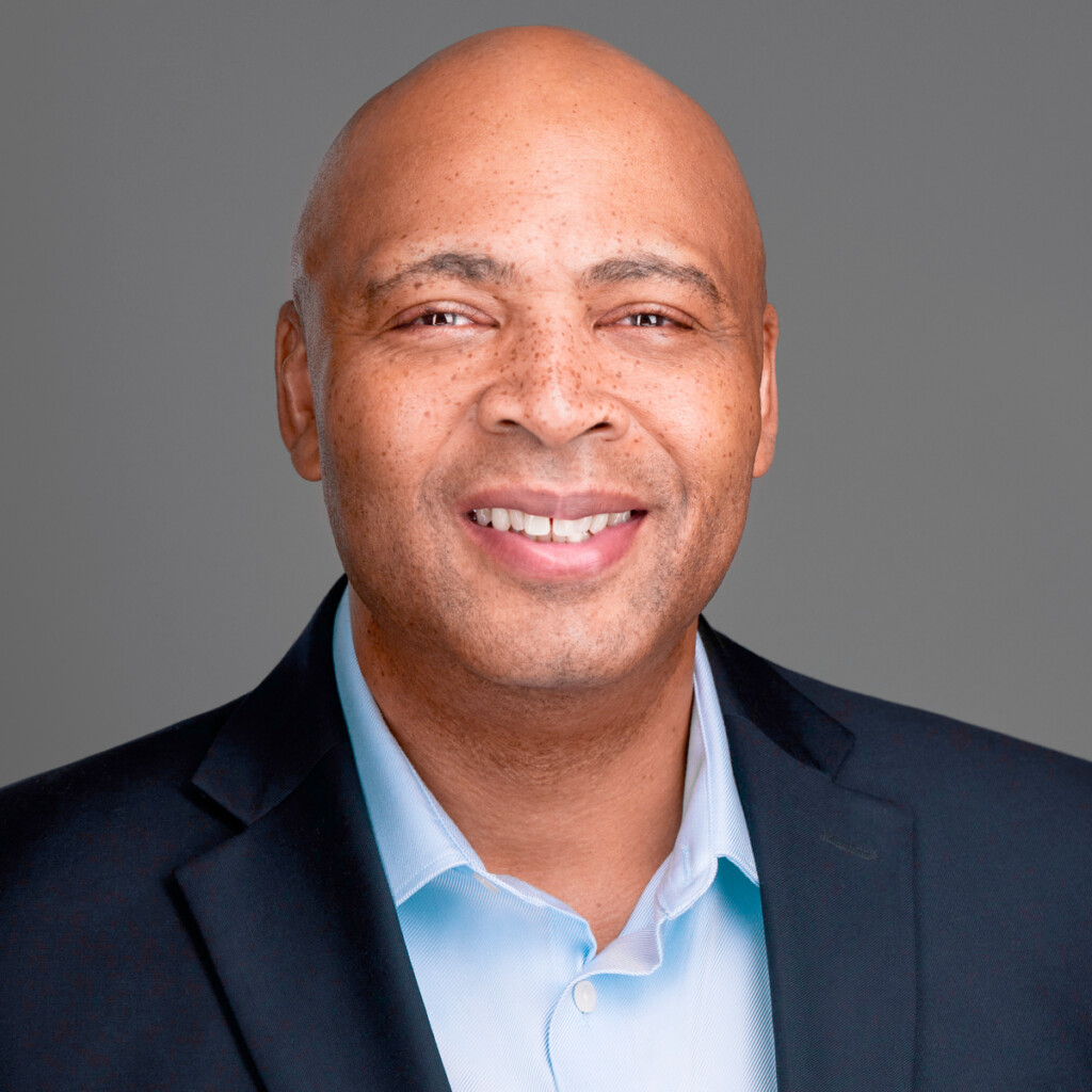 C.H. Robinson Appoints Dave Bozeman Chief Executive Officer New York Airport Dave Bozeman