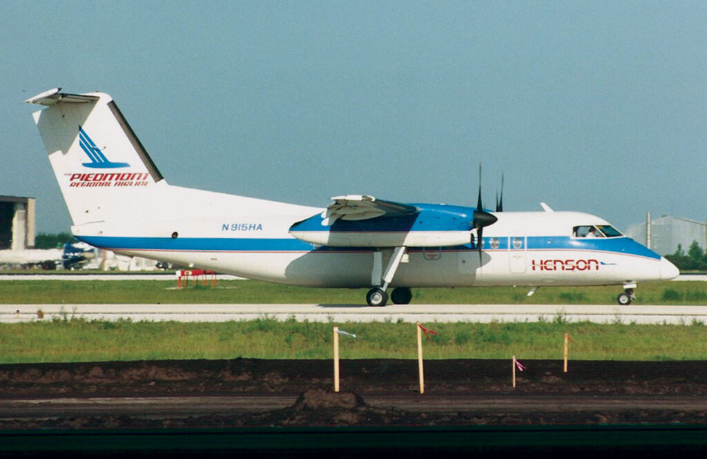 Henson Airlines and Its Code-Share Operations New York Airport A de Havilland Canada DHC-8-100 in Henson: The Piedmont Regional Airline Livery.