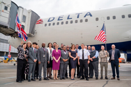 Delta Returns London Gatwick to New York-JFK Delta people commemorate their airline's return to London's Gatwick Airport (LGW).