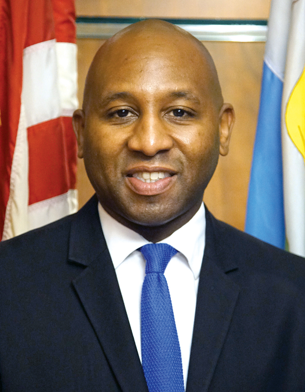 Donovan Richards, Jr. New York Airport Donovan Richards Queens Borough President Metropolitan Airport News