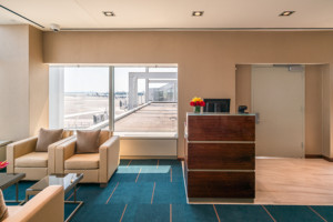 Emirates Welcomes Passengers to Its Newly Refurbed Lounge at JFK Airport New York Airport EMIRATES 2018 0806 142004 9466 JCM 1 Metropolitan Airport News