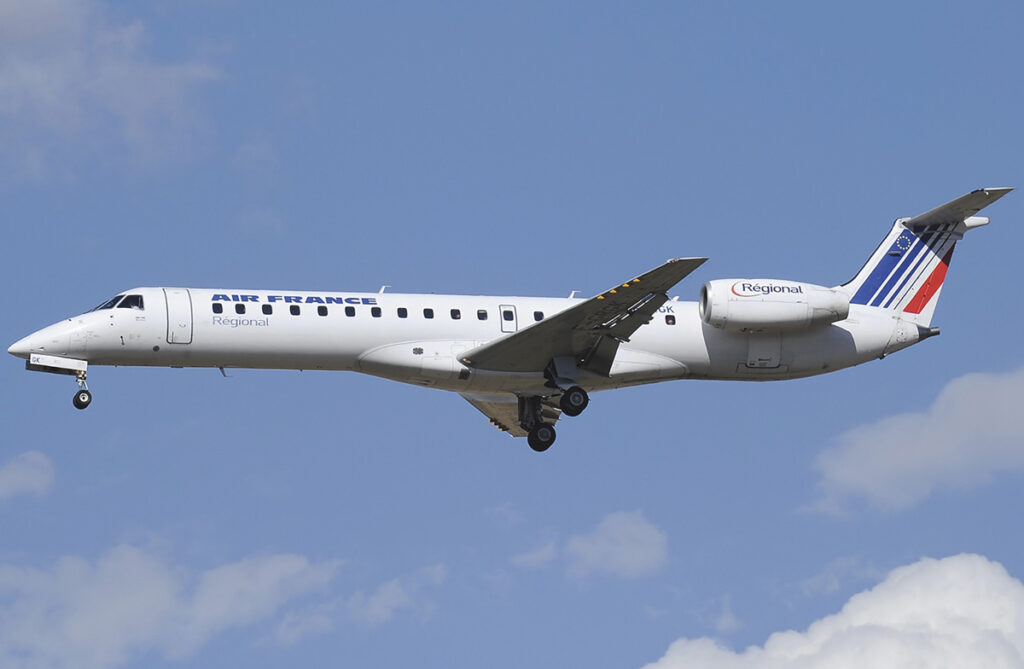 The Regional Jet Revolution New York Airport Air France Régional ERJ-145