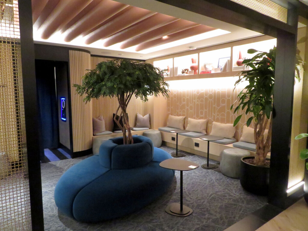 Family room at entrance to arcade Metropolitan Airport News