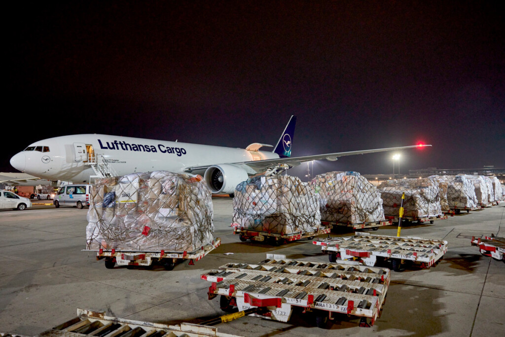 Hilfsguter fur die Erdbebenregion4 Metropolitan Airport News