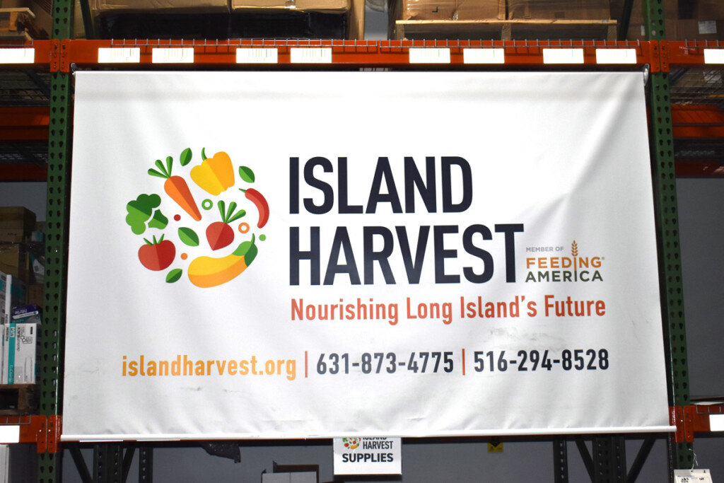 JFK Air Cargo Association Supports Island Harvest New York Airport Island Harvest Warehouse Metropolitan Airport News