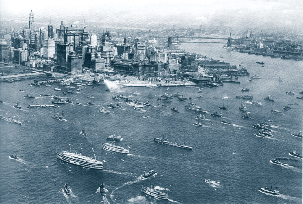 PANYNJ Celebrates 100th Anniversary New York Airport JAMMED PACKED NJNY HARBOR PROMPTING THE NEED FOR A CENTRALIZED UNBIASED AGENCY