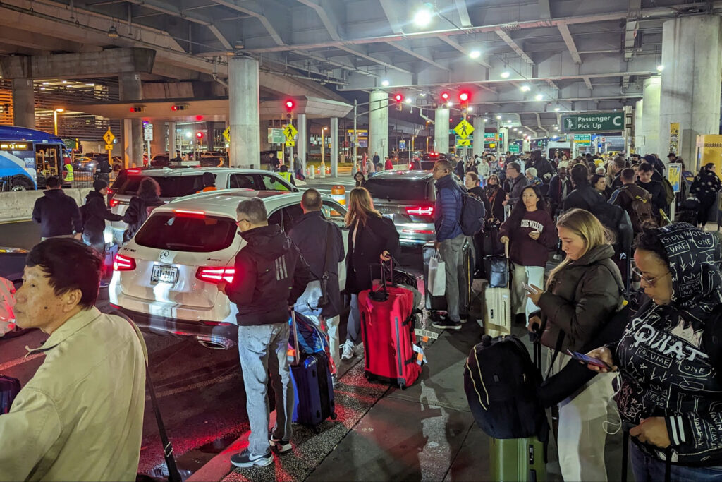 John F. Kennedy Airport (JFK) Arrivals in NYC