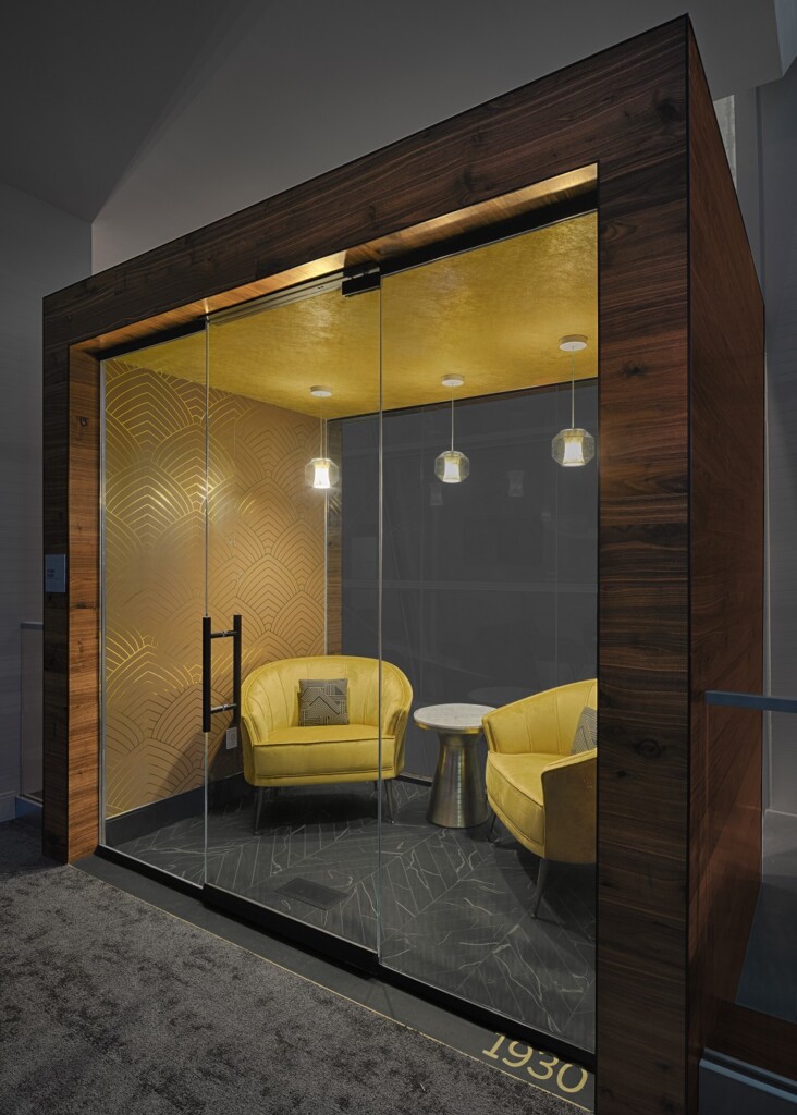 Centurion Lounge at JFK Terminal Opens New York Airport JFK 1930 Phonebooth Metropolitan Airport News