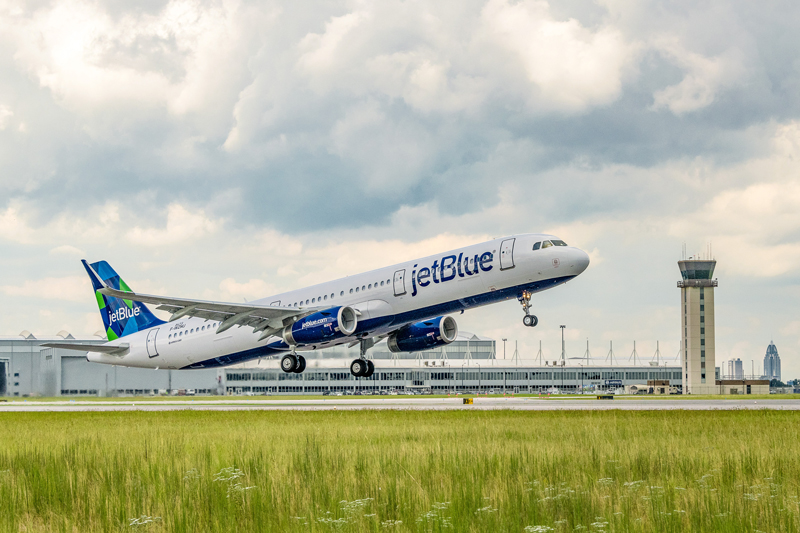 JetBlue and Airbus Take to the Sky Using Renewable Jet Fuel JetBlue AIRBUS 1st BioFuel A321