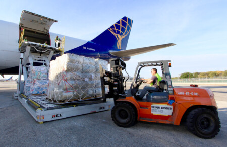 JetBlue and Atlas Air Send More Than 110 Tons of Supplies to Assist in Recovery Efforts in Puerto Rico JetBlue Atlas Air Puerto Rico Metropolitan Airport News