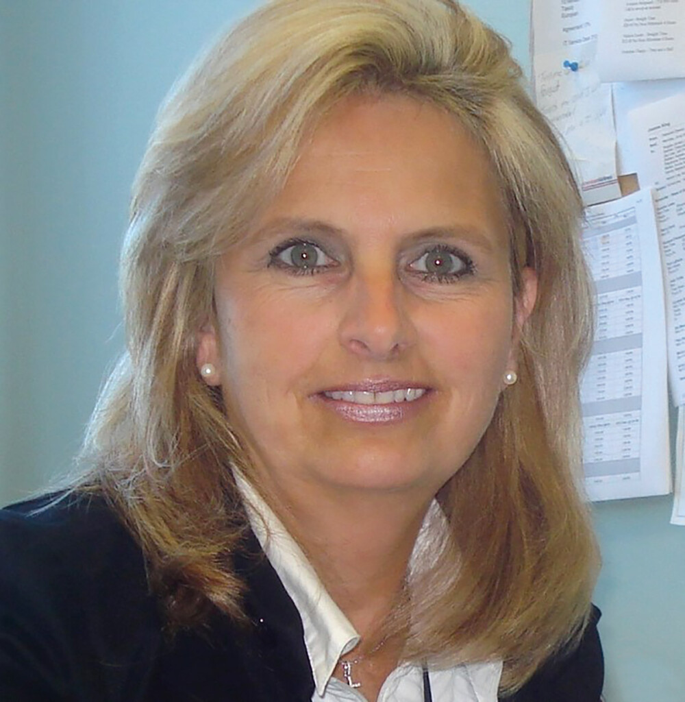 Joanne King New York Airport Joanne King, Director Commercial Operations – LaGuardia Gateway Partners