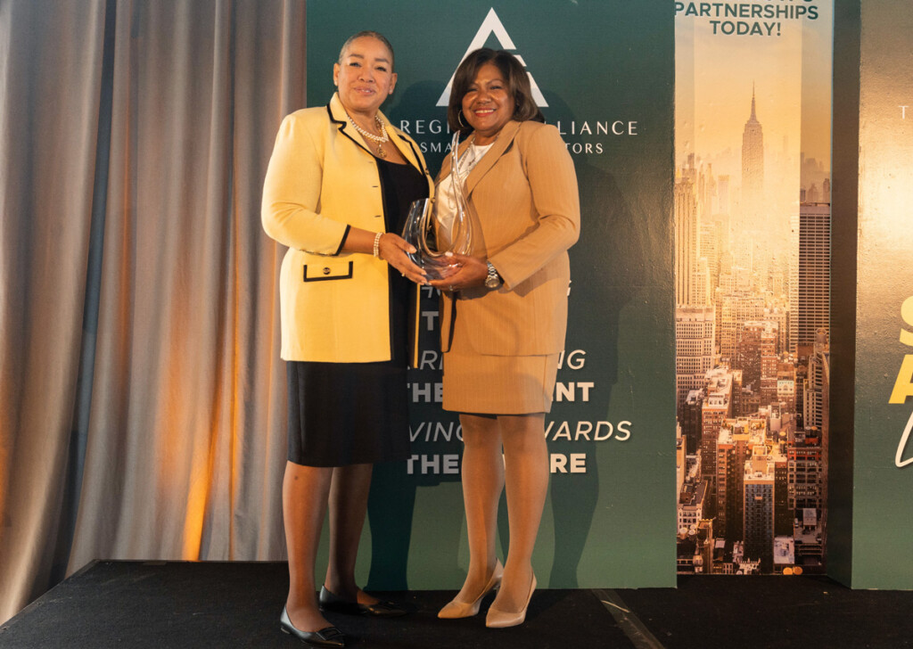 Kimberly Hardy Receives Diversity Advocate Award and Powers In Action Community Award New York Airport Kimberly Hardy, diversity manager at The New Terminal One at JFK (NTO), awarded the Diversity Advocate Award by Zenaida Rodriguez, Executive Director, Regional Alliance for Small Contractors