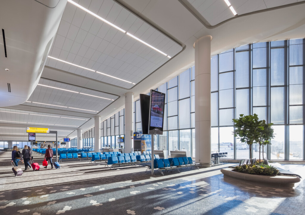 LaGuardia Airport Opens Final Two Gates and Remainder of Taxiway at New Terminal B New York Airport LGA Terminal-B Concourse