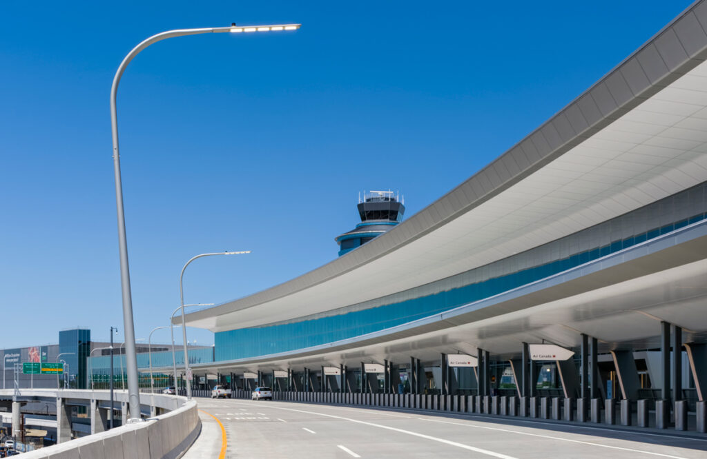 LGA Terminal B