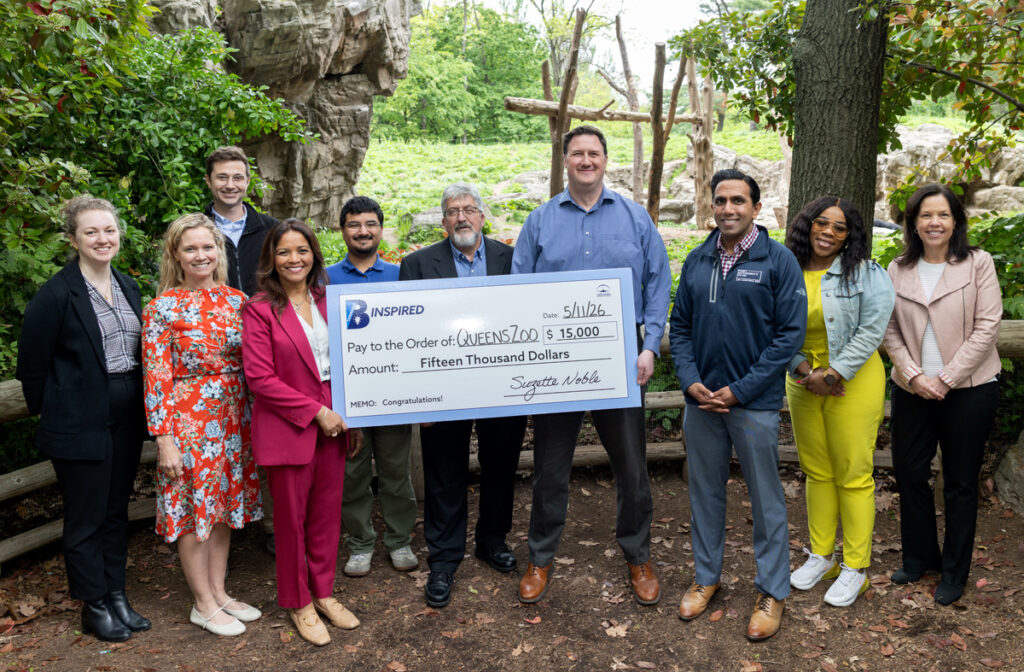 LaGuardia Gateway Partners Awards Second Annual B-INSPIRED STEM Grant to Queens Zoo LaGuardia Gateway Partners (LGP) and Port Authority of NY and NJ (PANYNJ) present the B-INSPIRED STEM grant check to Wildlife Conservation Society (WCS) at the Queens Zoo.