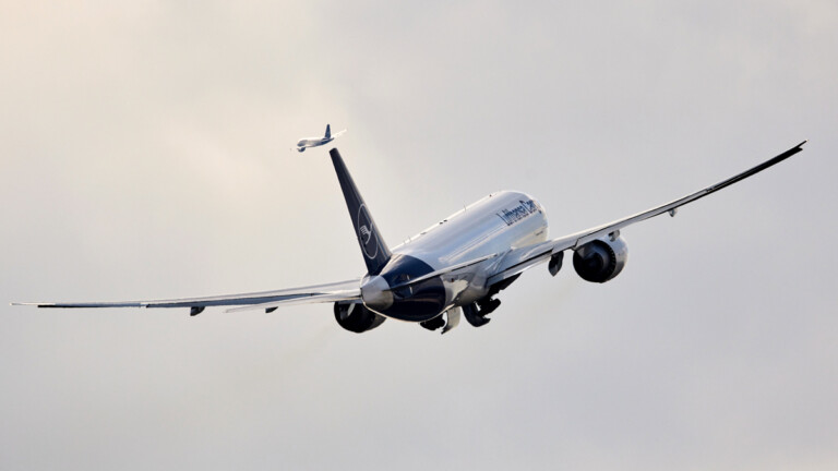 LUFTHANSA A321 Freighter