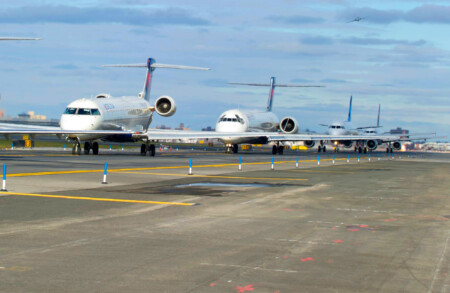 LaGuardia Airport Runway Metropolitan Airport News