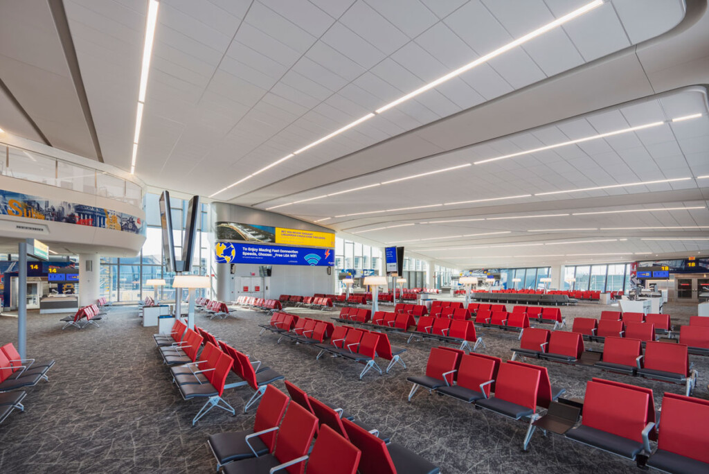 LaGuardia Gateway Partners Opens 2nd Phase of the Western Concourse in the New Terminal B, Closing Final Gates of Original 60's Era Central Terminal Building New York Airport LaGuardia Gateway Partners 501 Metropolitan Airport News