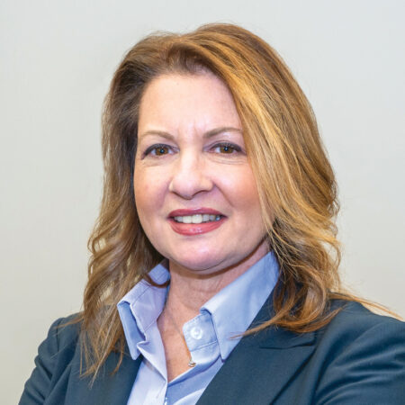 Leslie Bresnaider, LCB, CCS Leslie Bresnaider, LCB, CCS, National Director of Customs Brokerage & Compliance – Savino Del Bene U.S.A.