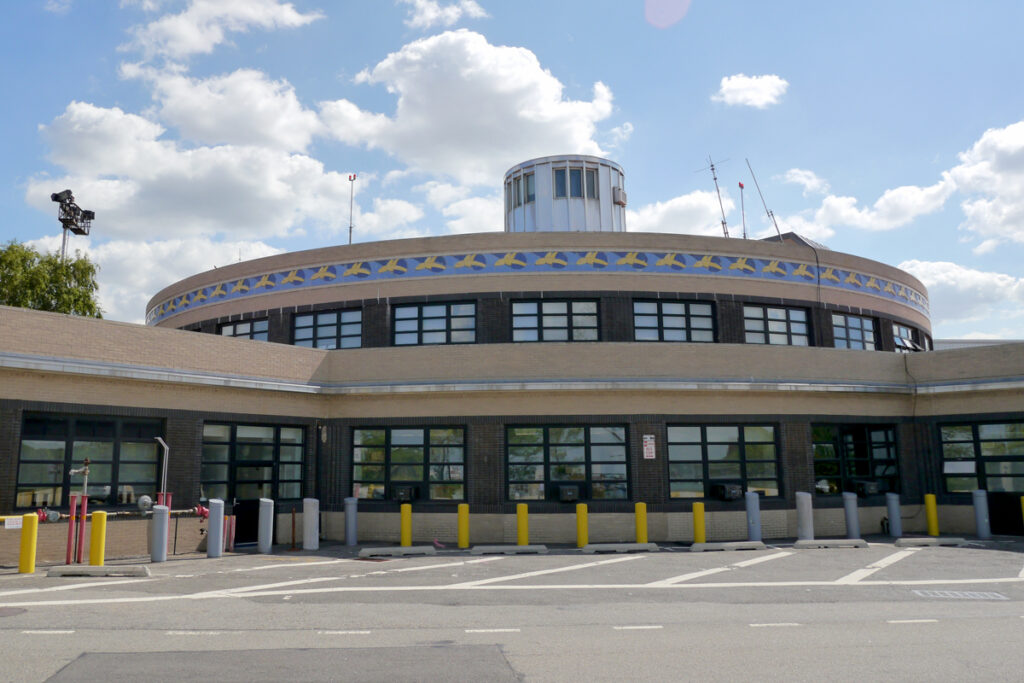 Why the LGA Marine Air Terminal Matters, and Why Its Preservation Must Be Beyond Question Marine Air Terminal Rear Exterior Complete Metropolitan Airport News