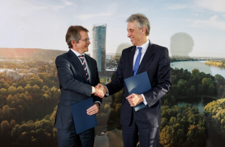 Martin Thomsen Air bp SVP and Frank Appel CEO Deutsche Post DHL Group