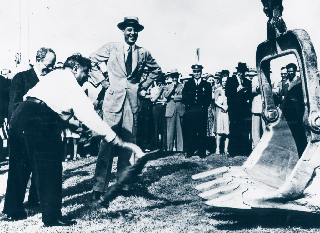 PANYNJ Celebrates 100th Anniversary New York Airport Mayor LaGuardia NY Municipal Airport. 1937