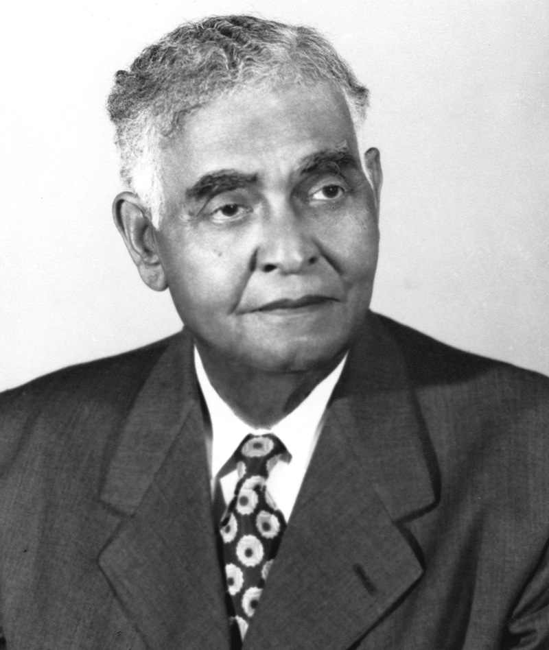 The Keeper of a Storied Legacy New York Airport Moses McKissack III