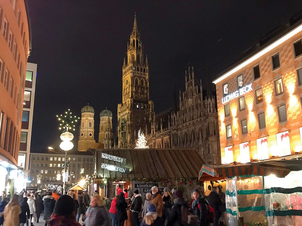 Munich’s Christmas Market New York Airport Munich’s Christmas Market