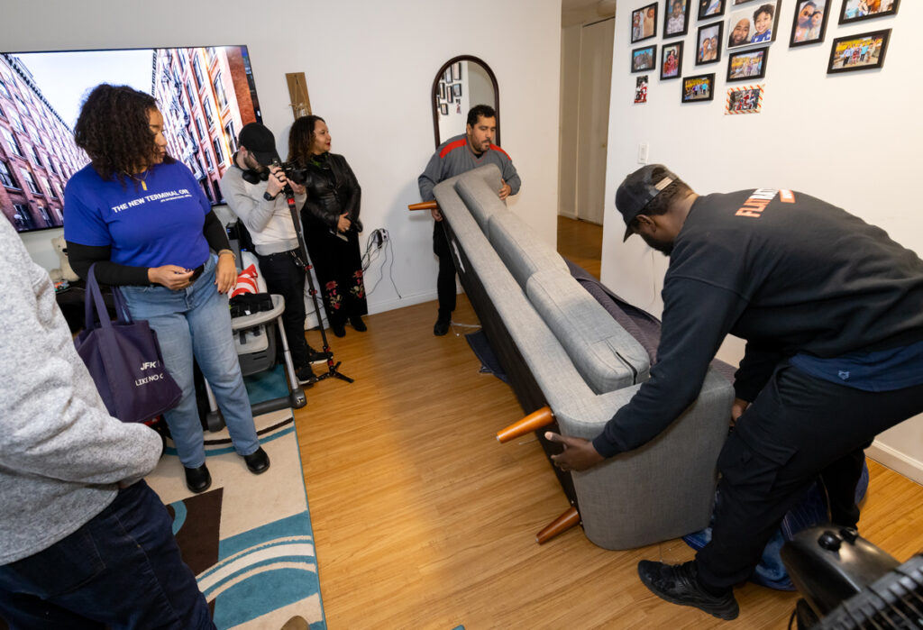 NTO & Vanderlande Help Furnish Homes for the Holidays 4 NTO Vanderlande Help Furnish Homes for the Holidays 4 Metropolitan Airport News