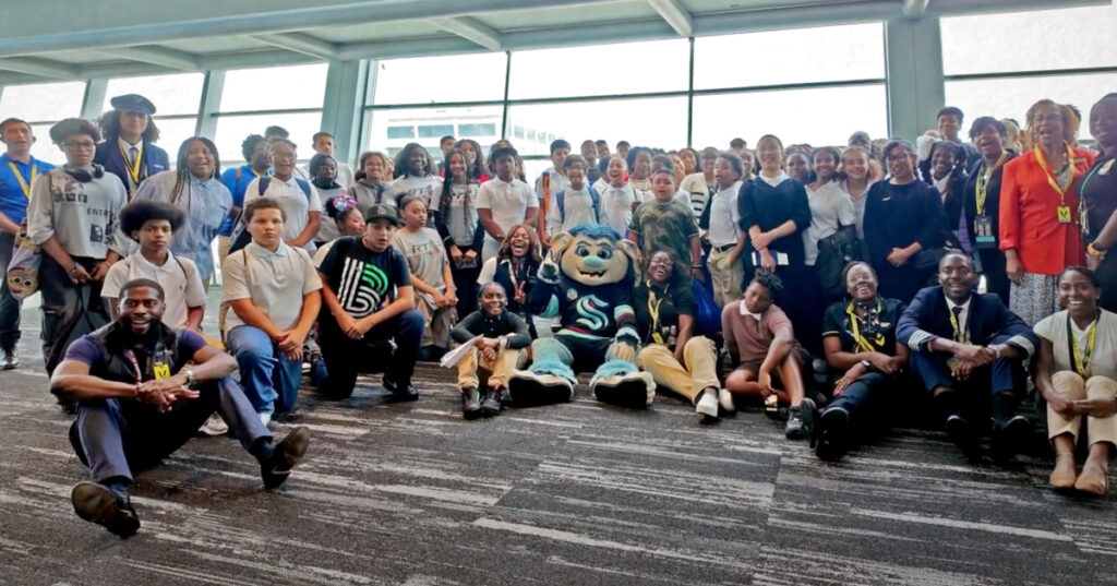 OBAP in the Northeast New York Airport OBAP 4 Youth Day Metropolitan Airport News