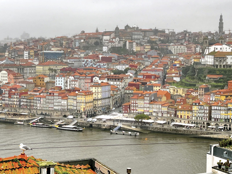 A One-Day Visit to Porto, Portugal New York Airport One Day Visit to Porto Portugal 8 Metropolitan Airport News