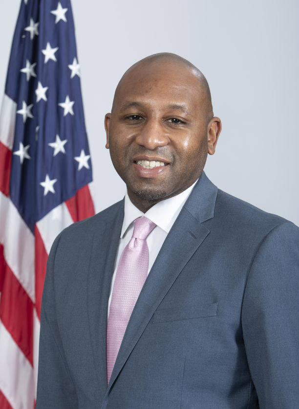 Queens Borough President Asks JetBlue to Reconsider Move Out of New York New York Airport Donovan Richards, Borough President of Queens