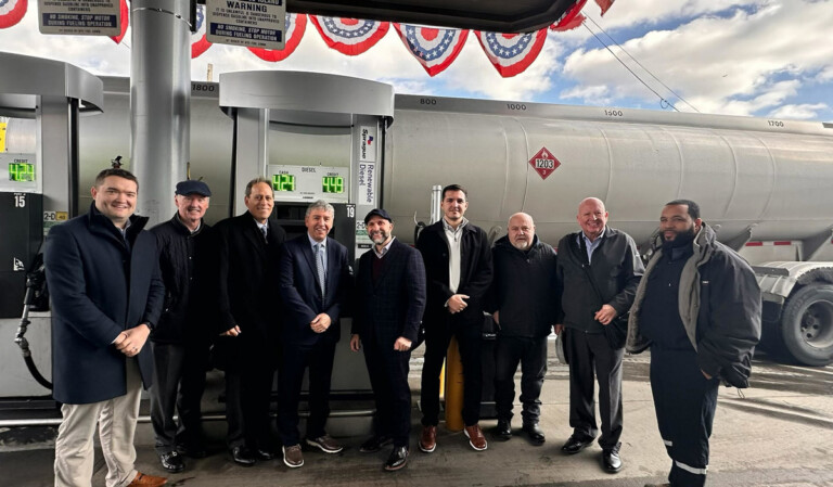 Sprague Operating Resources Makes History Supplying First Renewable Diesel Retail Station in NYC Sprague President and CEO David Glendon, and members of the New York team, stand before the grand opening of the city's first retail fuel station dispensing renewable diesel. This historic collaboration between Sprague and Sonomax signals a new era for the transportation sector, offering immediate reductions in greenhouse gases and harmful emissions with this drop-in fuel solution.