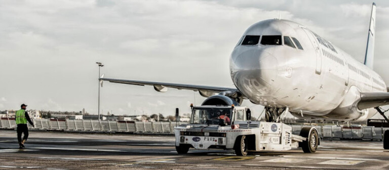 Ramp CDG Repoussage avion1 Metropolitan Airport News