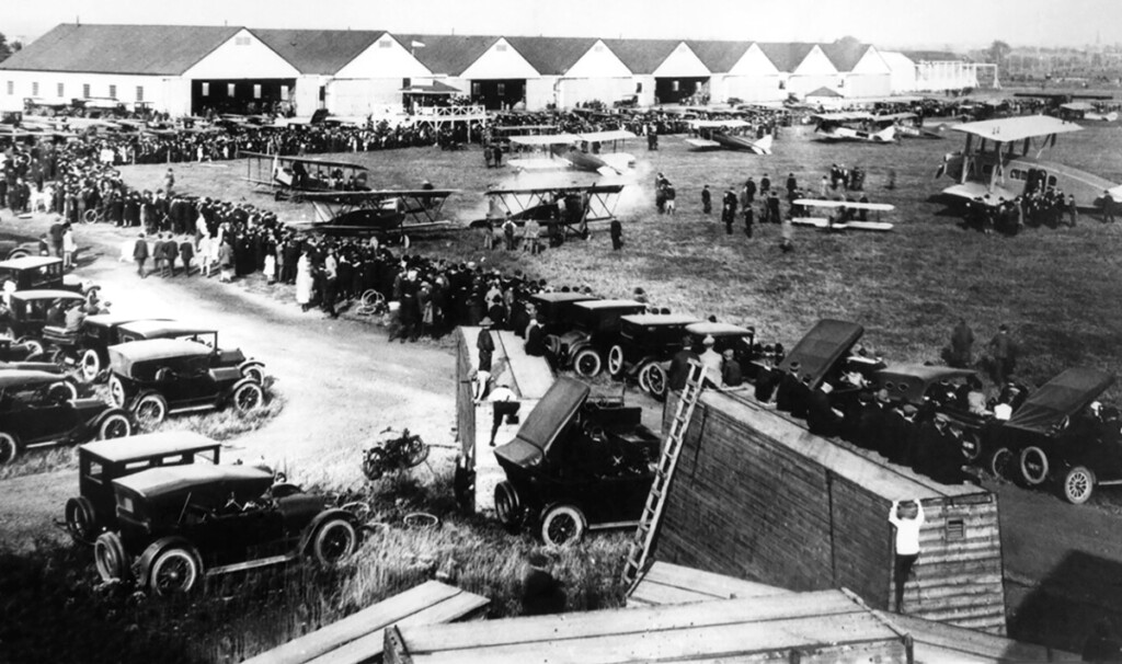 lying Festival, Aero Club of America, Curtiss Field, Garden City, NY.