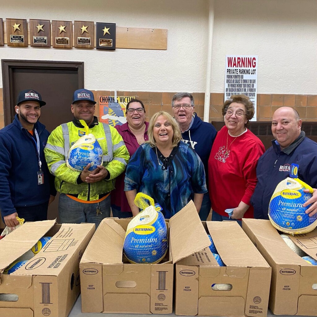 Royal Waste Distributes Thousands of Turkeys Across NYC New York Airport Royal Waste Distributes Thousands of Turkeys Across NYC 3 1 Metropolitan Airport News