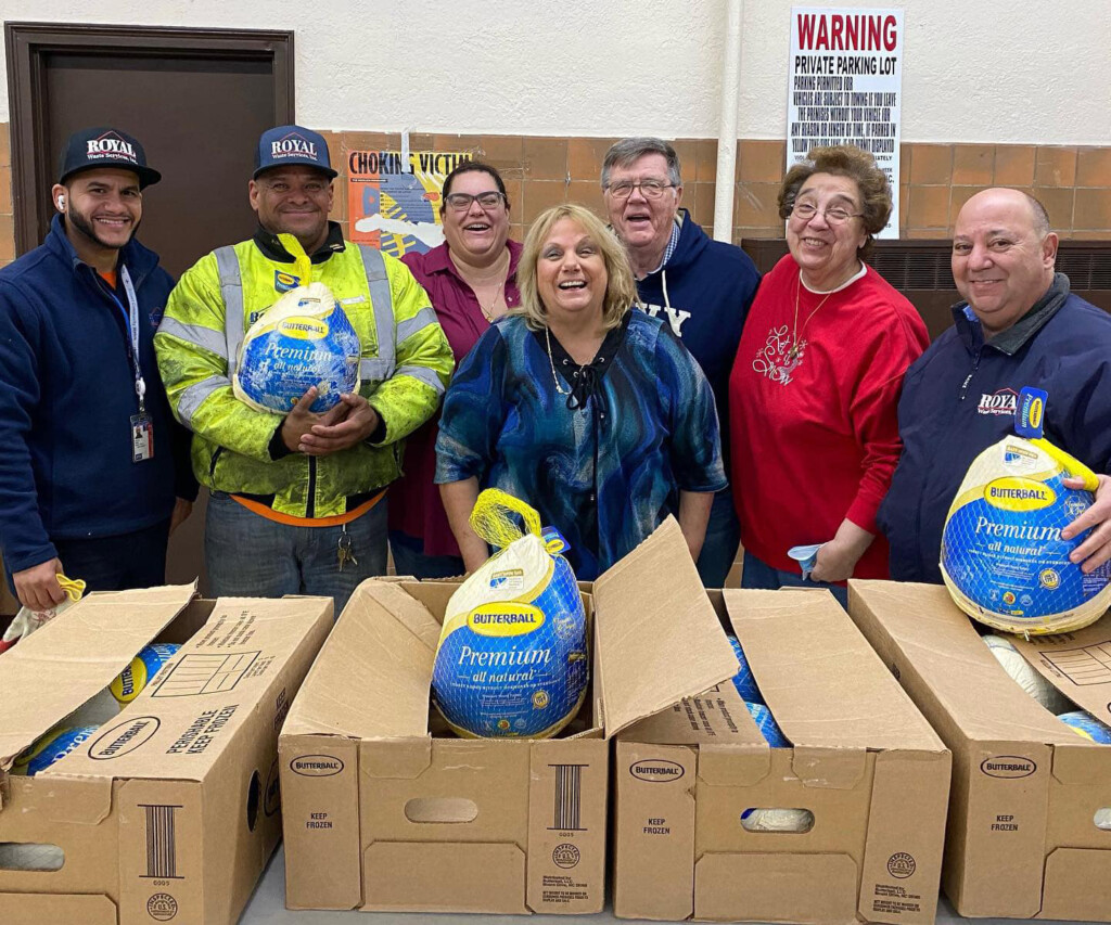 Royal Waste Distributes Thousands of Turkeys Across NYC New York Airport Royal Waste Distributes Thousands of Turkeys Across NYC 3 2 Metropolitan Airport News
